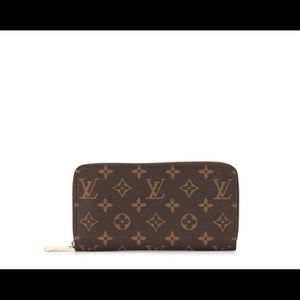 Louie Vuitton wallet